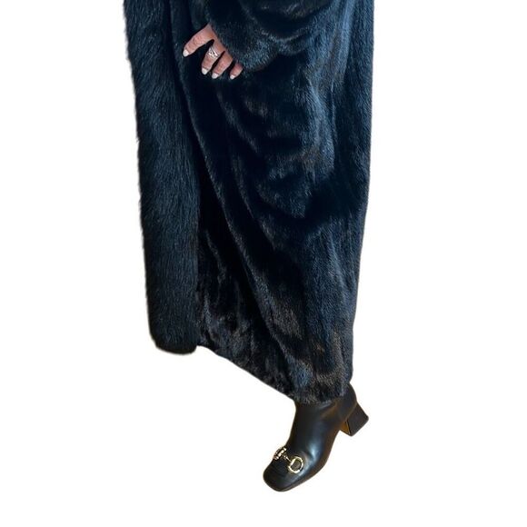 NWT The Caitlin Black Mink Maxi Coat with Fox Tuxedo Collar 52” - Picture 9 of 16